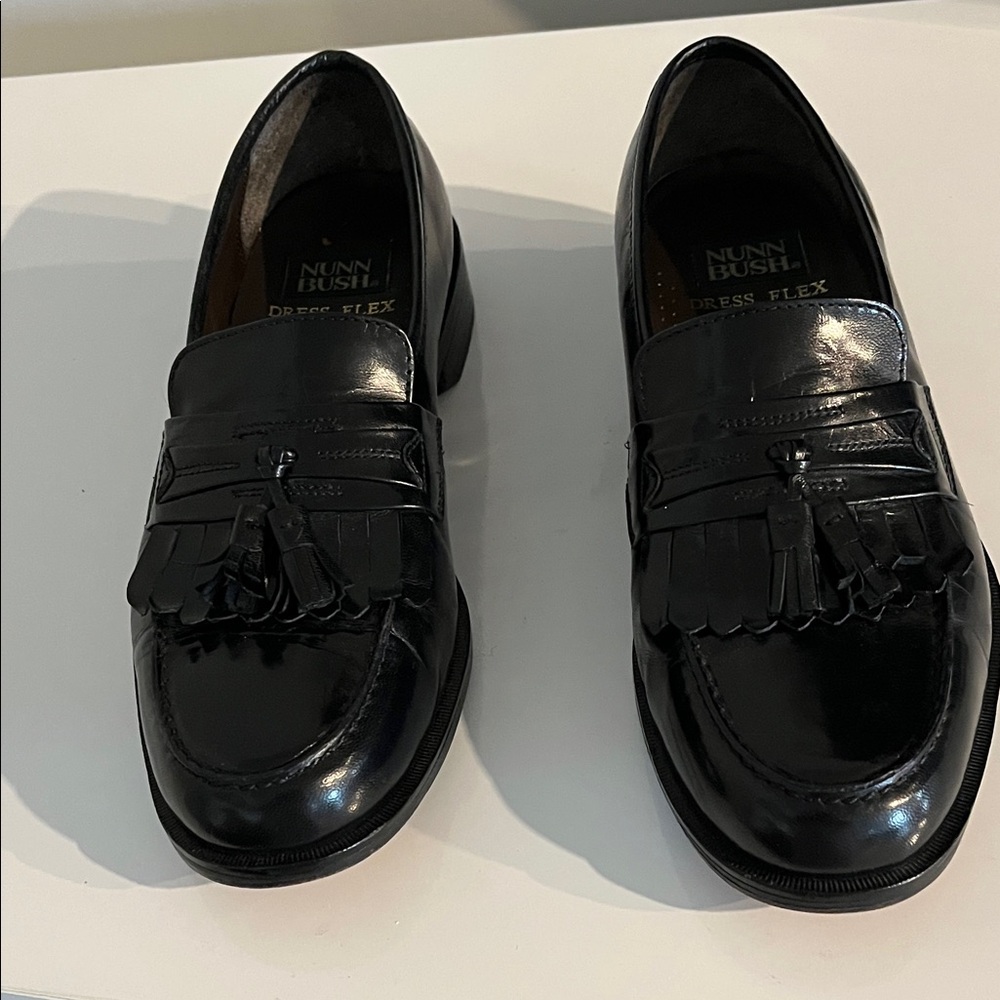Nunn‎ Bush Glossy Black Men Tassel Slip-Ons Loafers Size 9
